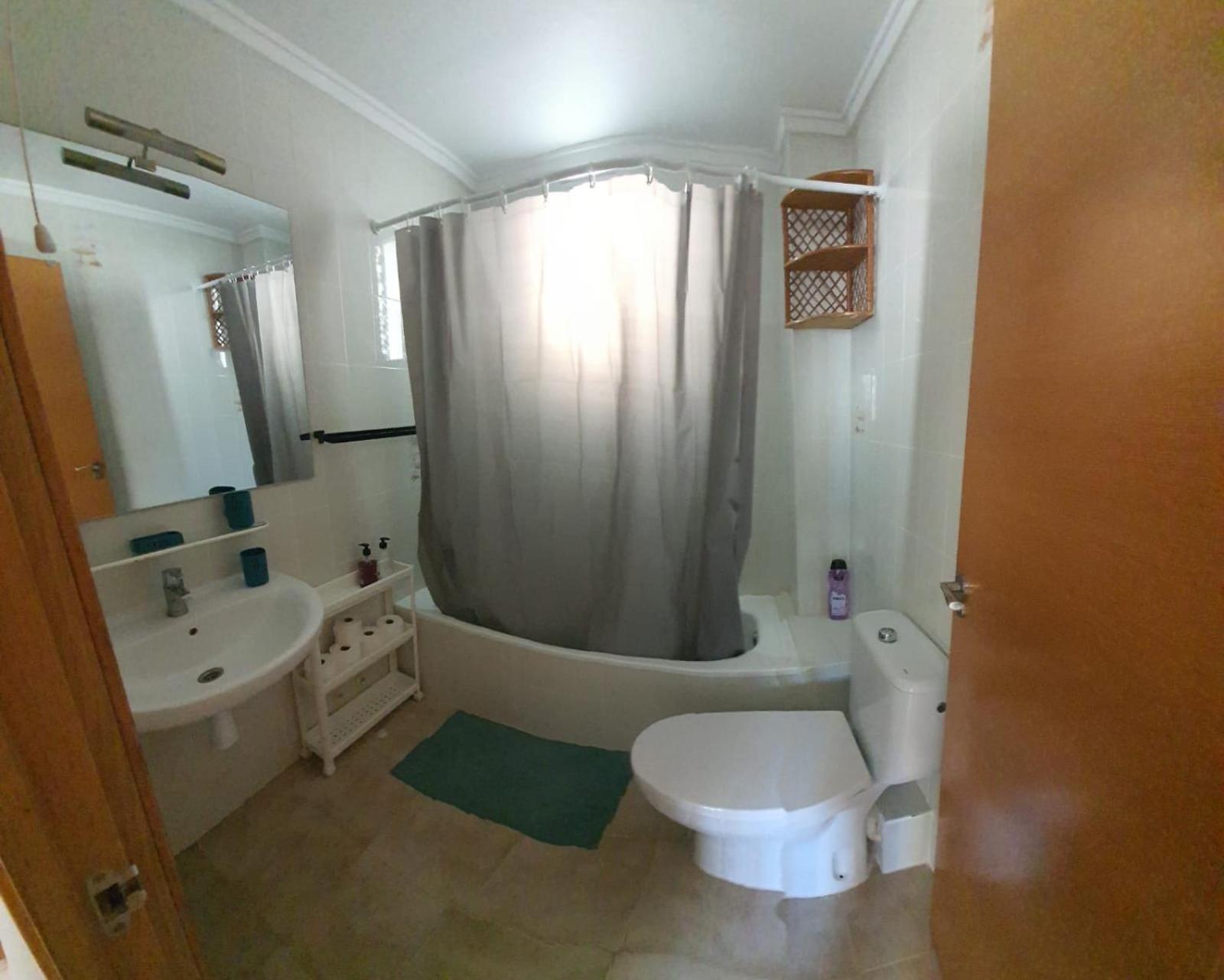 Habitacion Individual En Vivienda Para Compartir Recien Reformada Valencie Exteriér fotografie