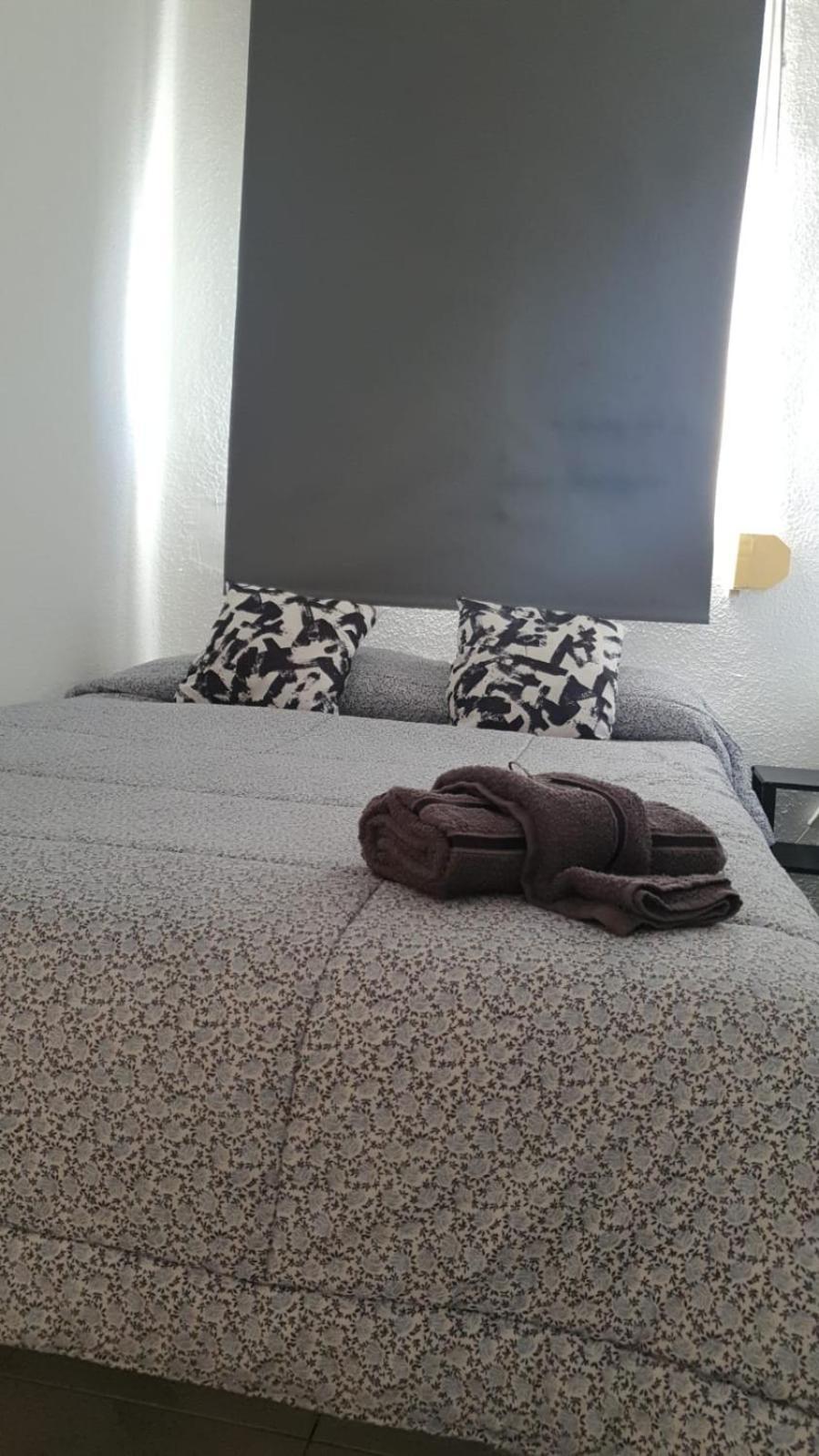 Habitacion Individual En Vivienda Para Compartir Recien Reformada Valencie Exteriér fotografie